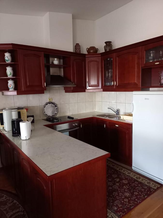 Apartments Raos Stobrec Luaran gambar