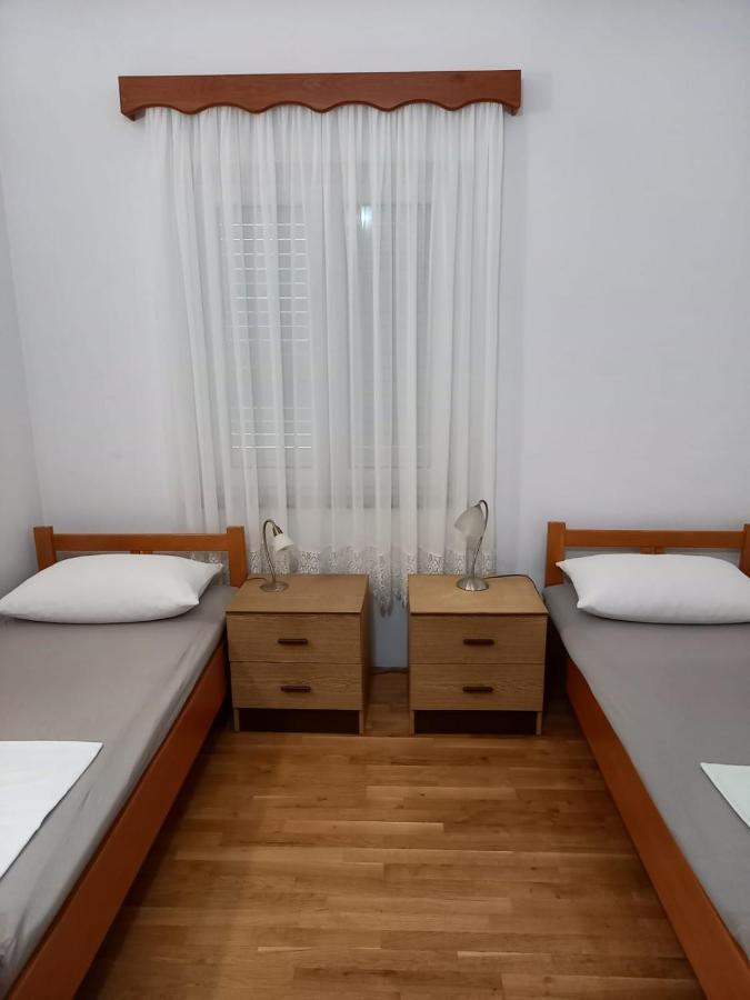 Apartments Raos Stobrec Luaran gambar
